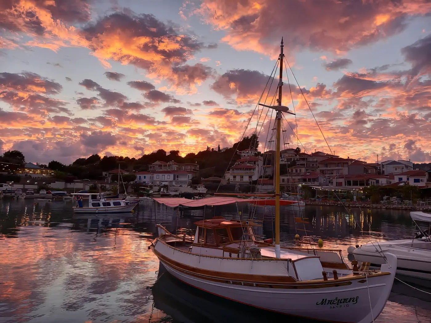 Mit dem Boot nach Kalamata